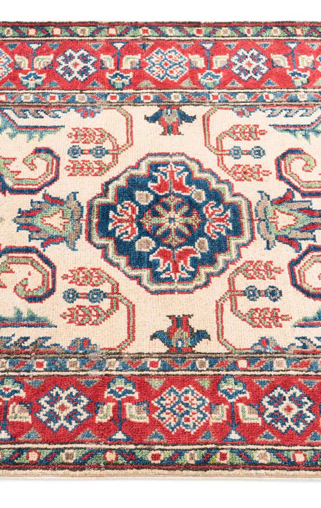 2' 7 x 4' 2 Hand Knotted Kazak Rug