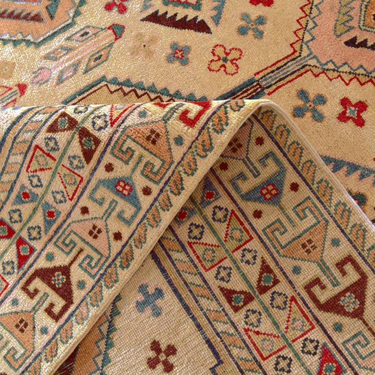 Detail image of 6' 8 x 9' 8 Hand Knotted Kazak Rug