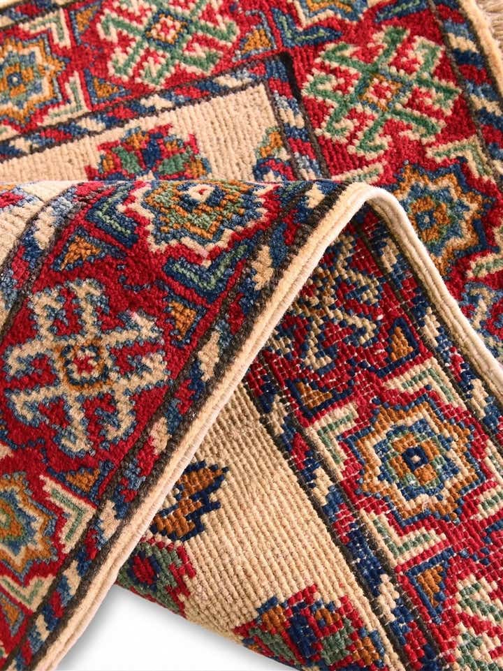 2' x 3' 1 Hand Knotted Kazak Rug