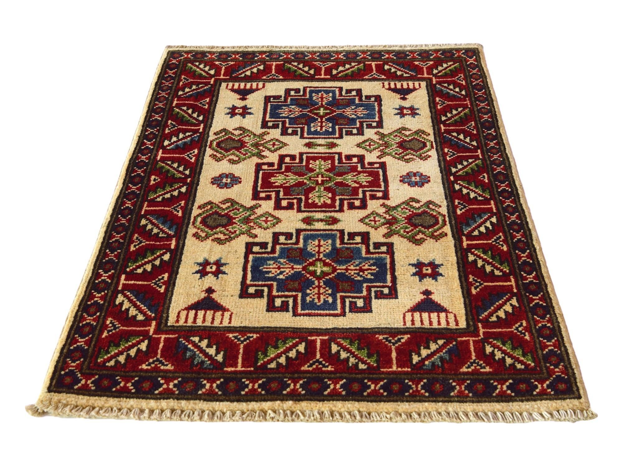2' x 3' Hand Knotted Kazak Rug