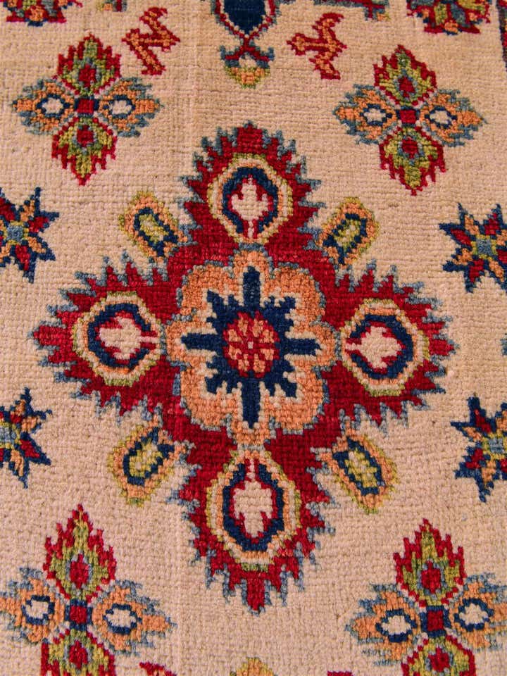 2' x 3' 1 Hand Knotted Kazak Rug