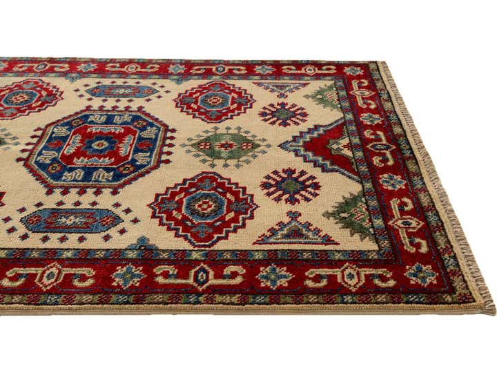 2' 9 x 4' Hand Knotted Kazak Rug