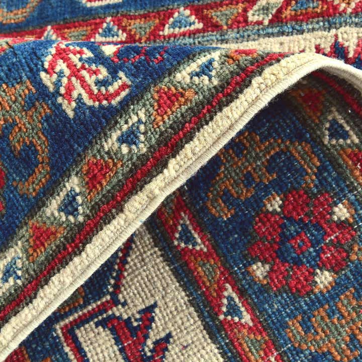 2' 8 x 4' 1 Hand Knotted Kazak Rug