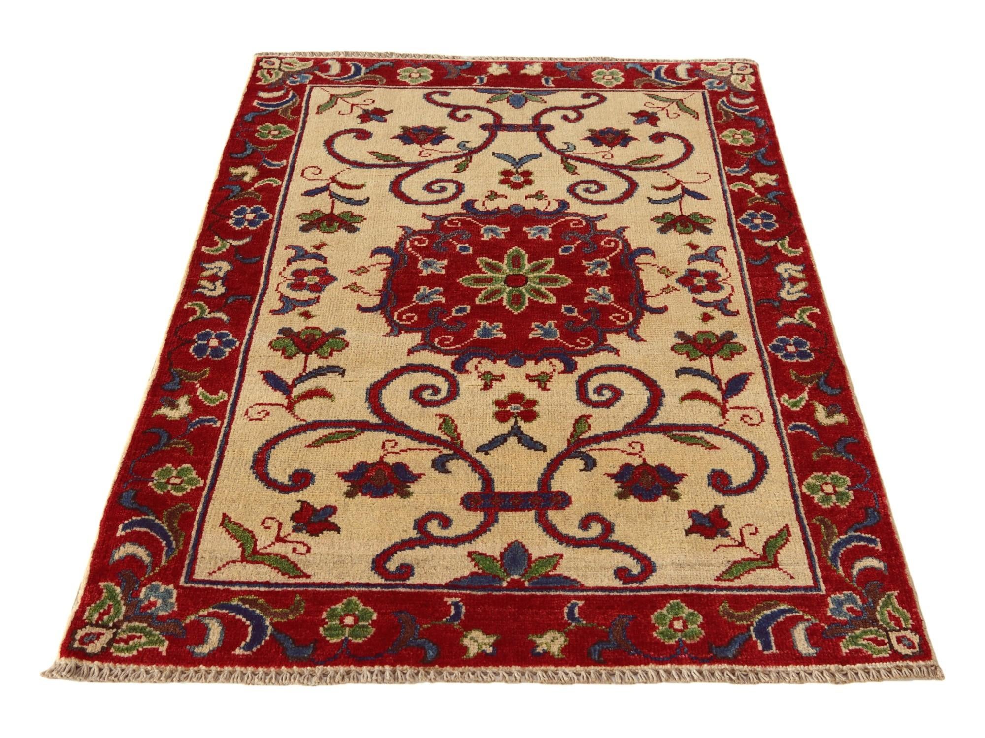 2' 7 x 4' Hand Knotted Kazak Rug