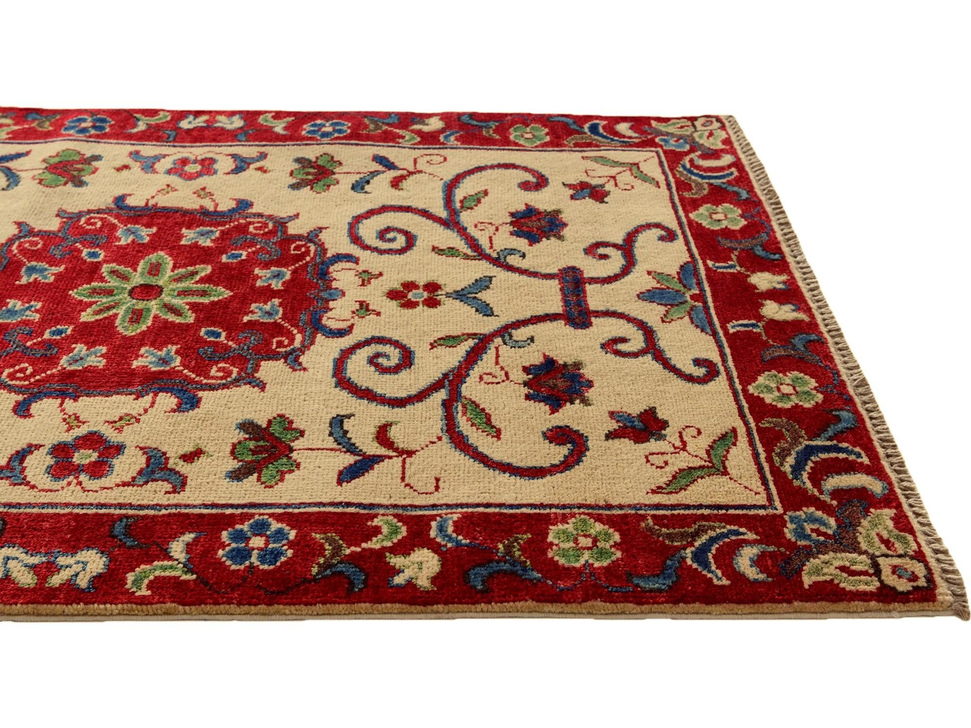 2' 7 x 4' Hand Knotted Kazak Rug