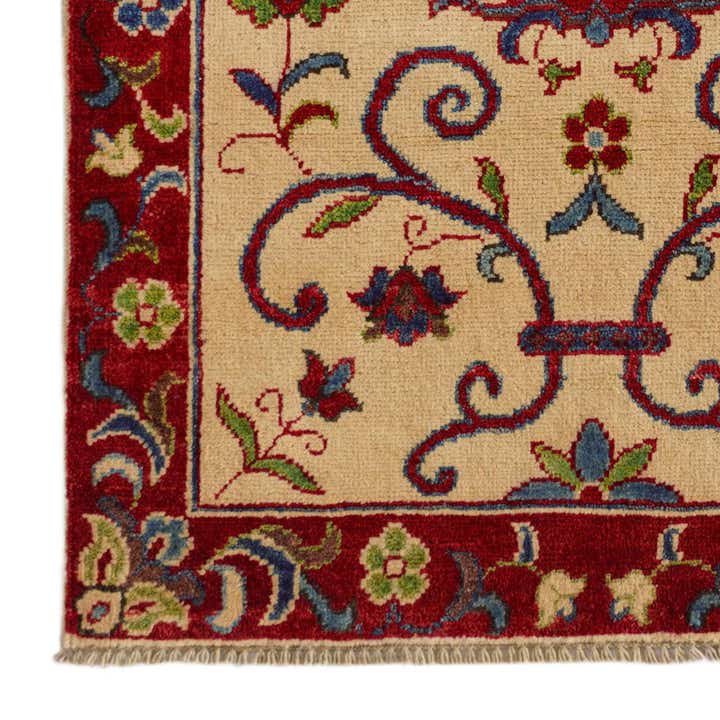 2' 7 x 4' Hand Knotted Kazak Rug