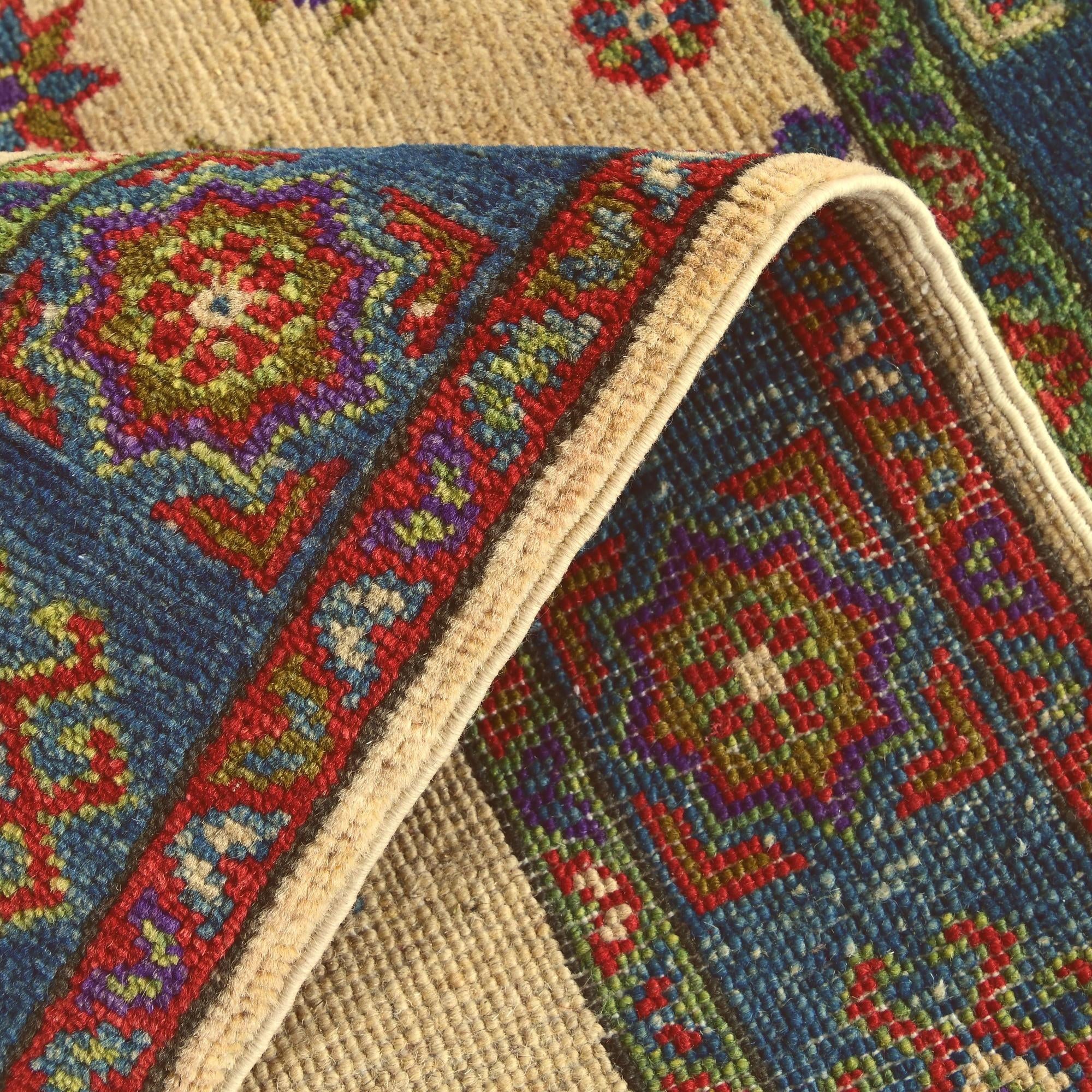 2' 9 x 4' 3 Hand Knotted Kazak Rug