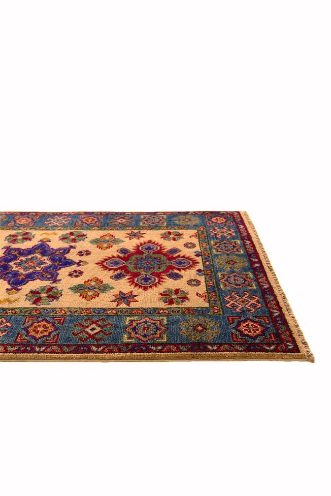 2' 7 x 4' 2 Hand Knotted Kazak Rug