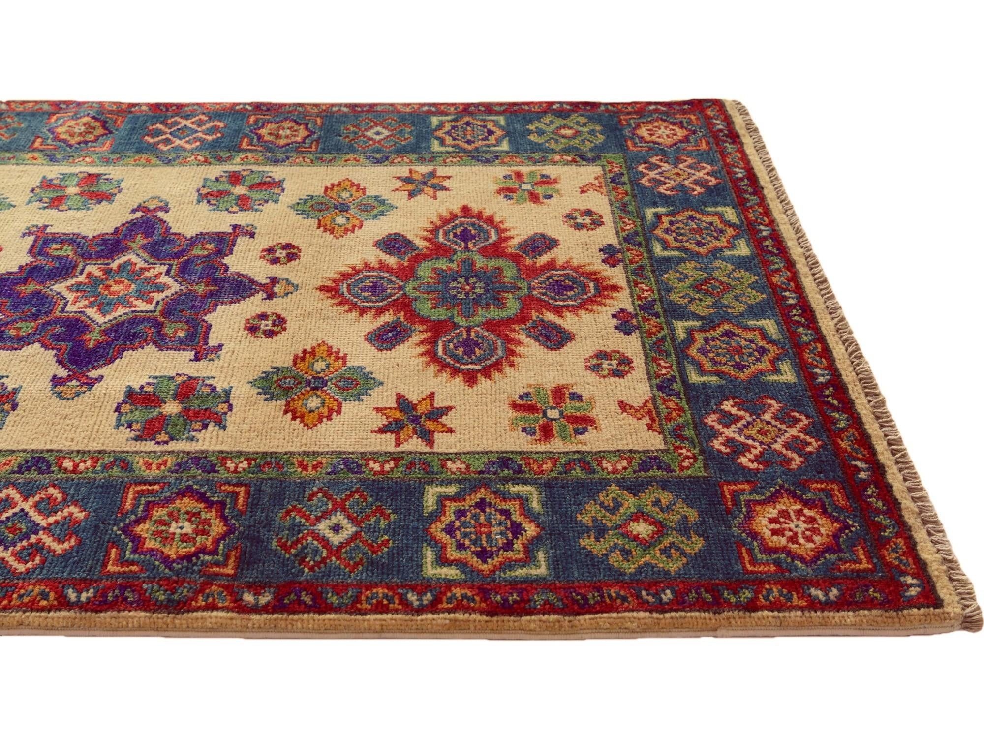 2' 9 x 4' 2 Hand Knotted Kazak Rug