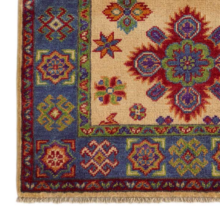 2' 9 x 4' 2 Hand Knotted Kazak Rug
