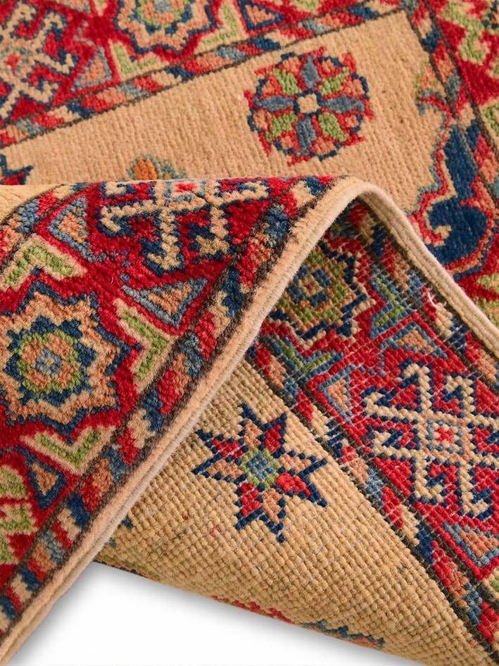 Detail image of 2' x 3' Hand Knotted Kazak Rug