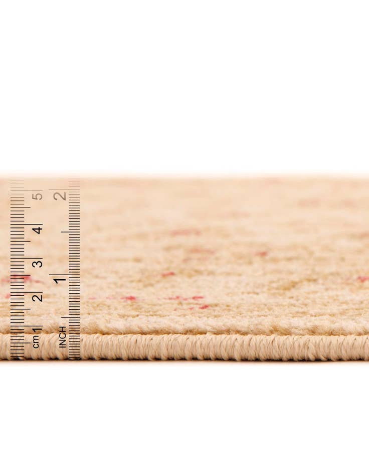 Detail image of 10' 6 x 16' 5 Kensington Rug