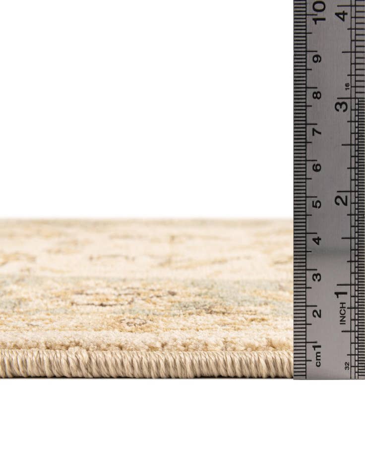 Detail image of 2' 7 x 5' Kensington Rug
