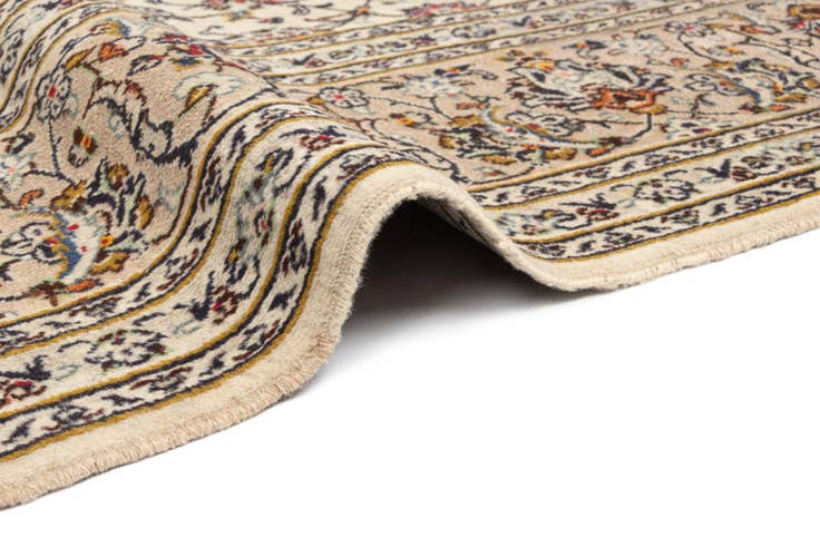 Detail image of 8' 1 x 11' Kerman Wool Rug