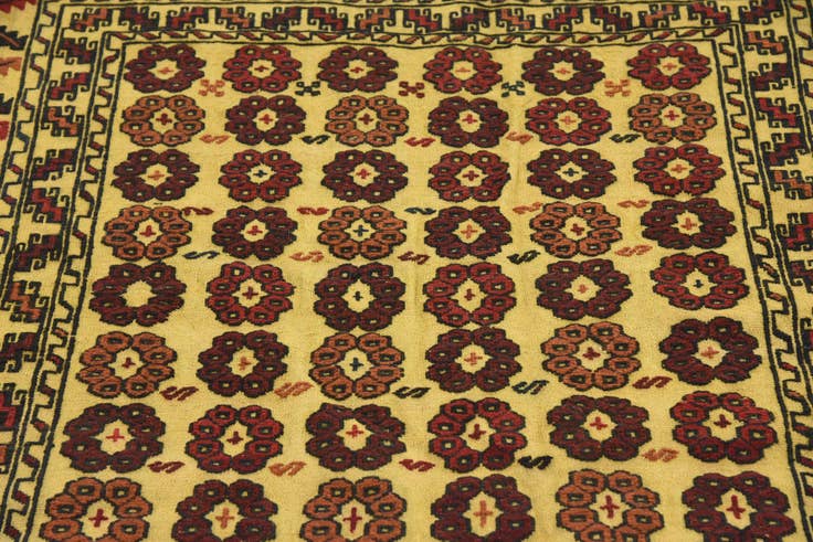 Detail image of 4' 2 x 5' 9 Hand Woven Kilim Afghan Wool Rug