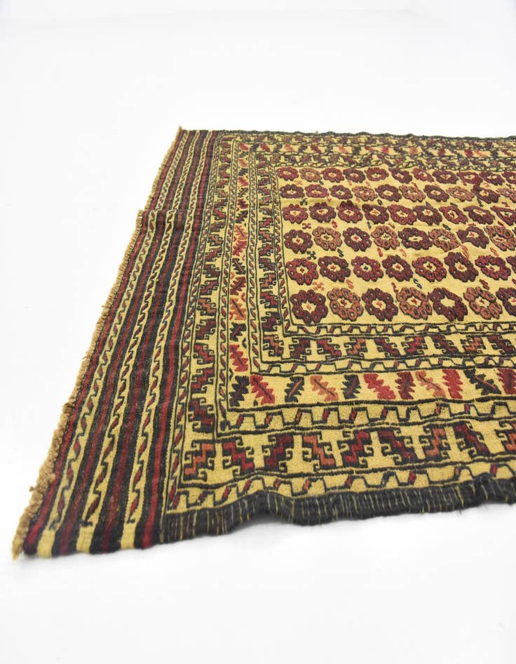 Detail image of 4' 2 x 5' 9 Hand Woven Kilim Afghan Wool Rug