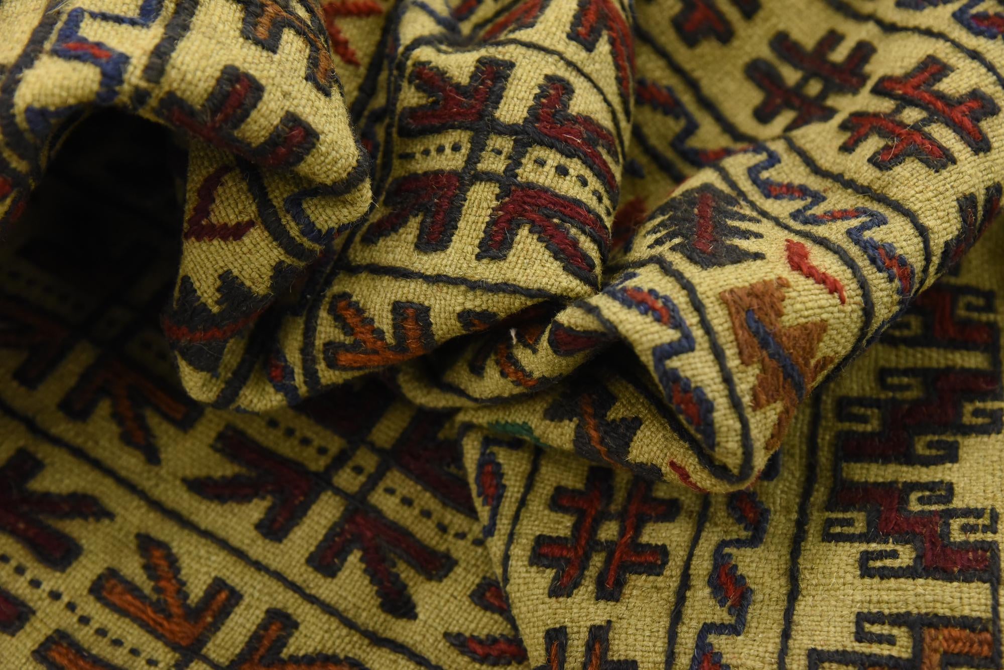 4' x 6' 2 Hand Woven Kilim Afghan Wool Rug