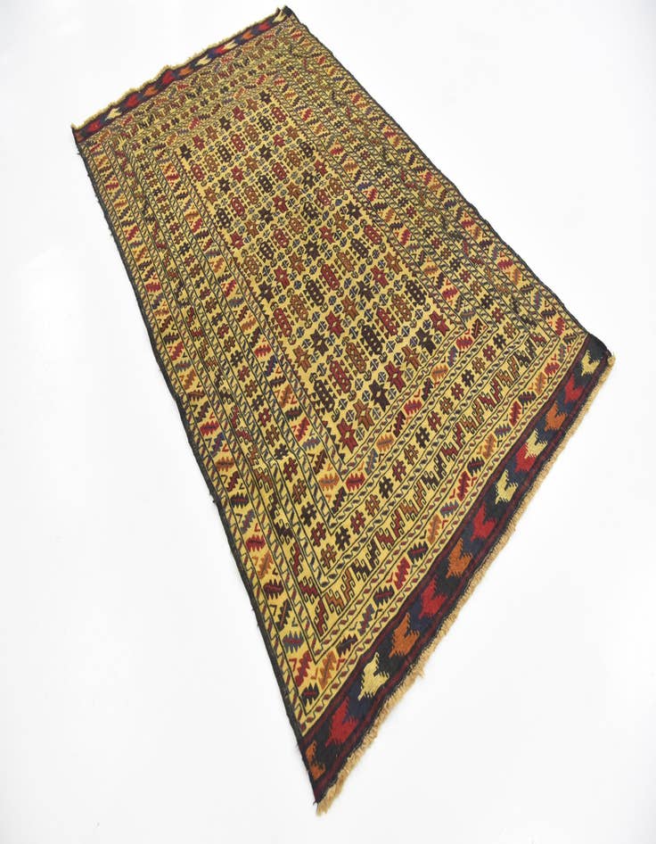 Detail image of 4' x 6' 8 Hand Woven Kilim Afghan Wool Rug