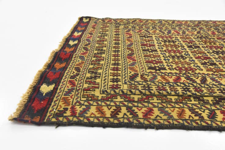 Detail image of 4' x 6' 8 Hand Woven Kilim Afghan Wool Rug