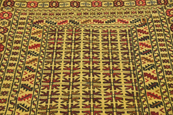 Detail image of 4' x 6' 3 Hand Woven Kilim Afghan Wool Rug
