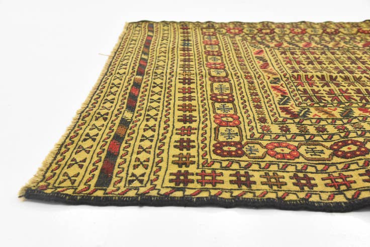 Detail image of 4' x 6' 3 Hand Woven Kilim Afghan Wool Rug