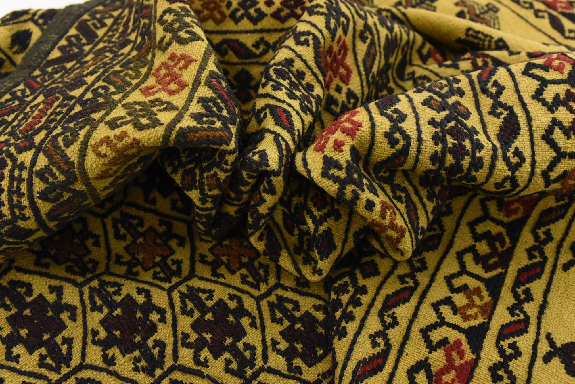 4' x 6' 6 Hand Woven Kilim Afghan Wool Rug