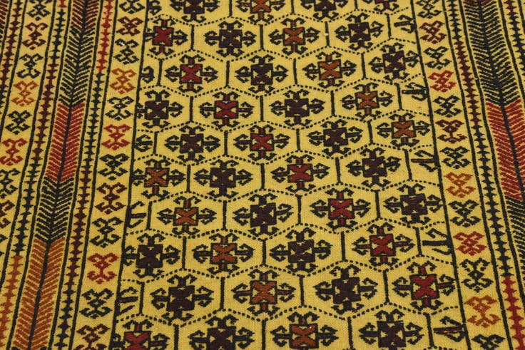 Detail image of 4' 2 x 6' 4 Hand Woven Kilim Afghan Wool Rug