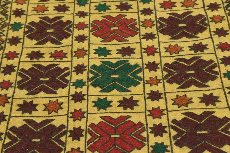Detail image of 4' 4 x 6' 2 Hand Woven Kilim Afghan Wool Rug