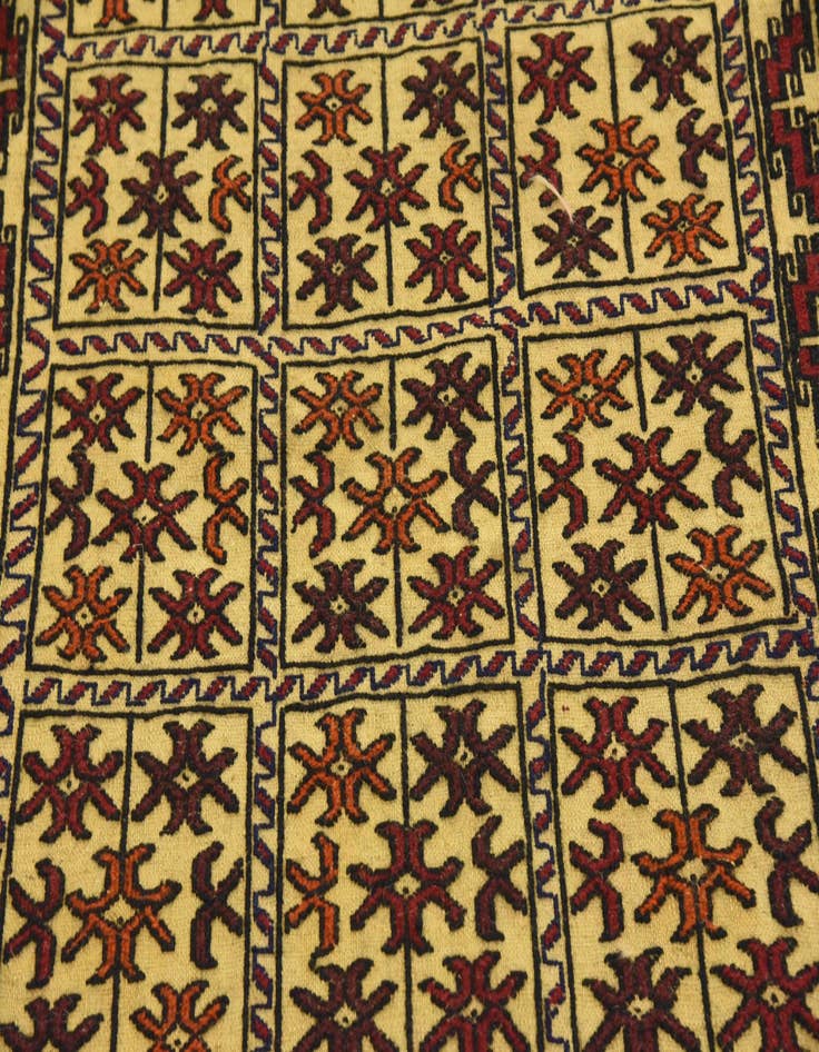 Detail image of 4' x 6' 4  Hand Woven Kilim Afghan Wool Rug