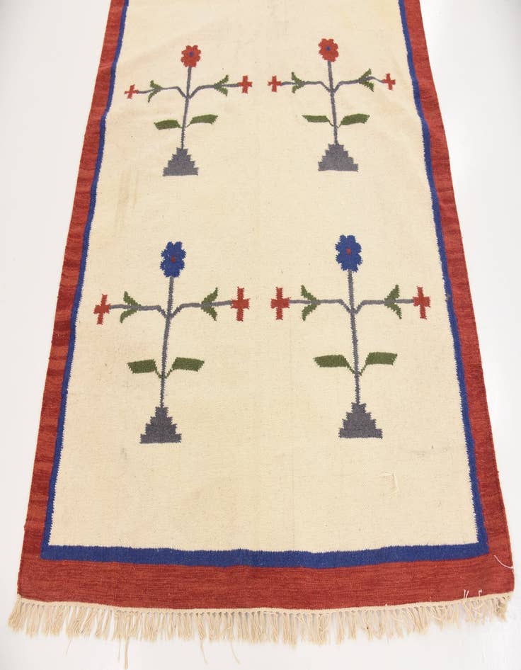 Detail image of 5' 6 x 7' 8  Hand Woven Kilim Dhurrie Wool Rug