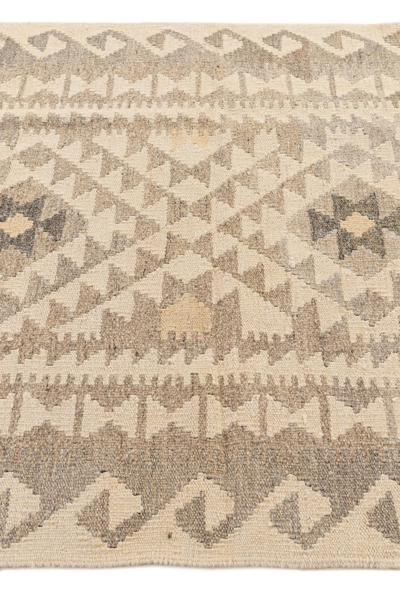 3' 4 x 5' Hand Woven Kilim Maymana Wool Rug