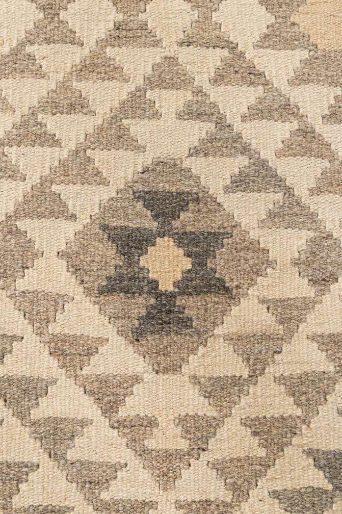 3' 4 x 5' Hand Woven Kilim Maymana Wool Rug
