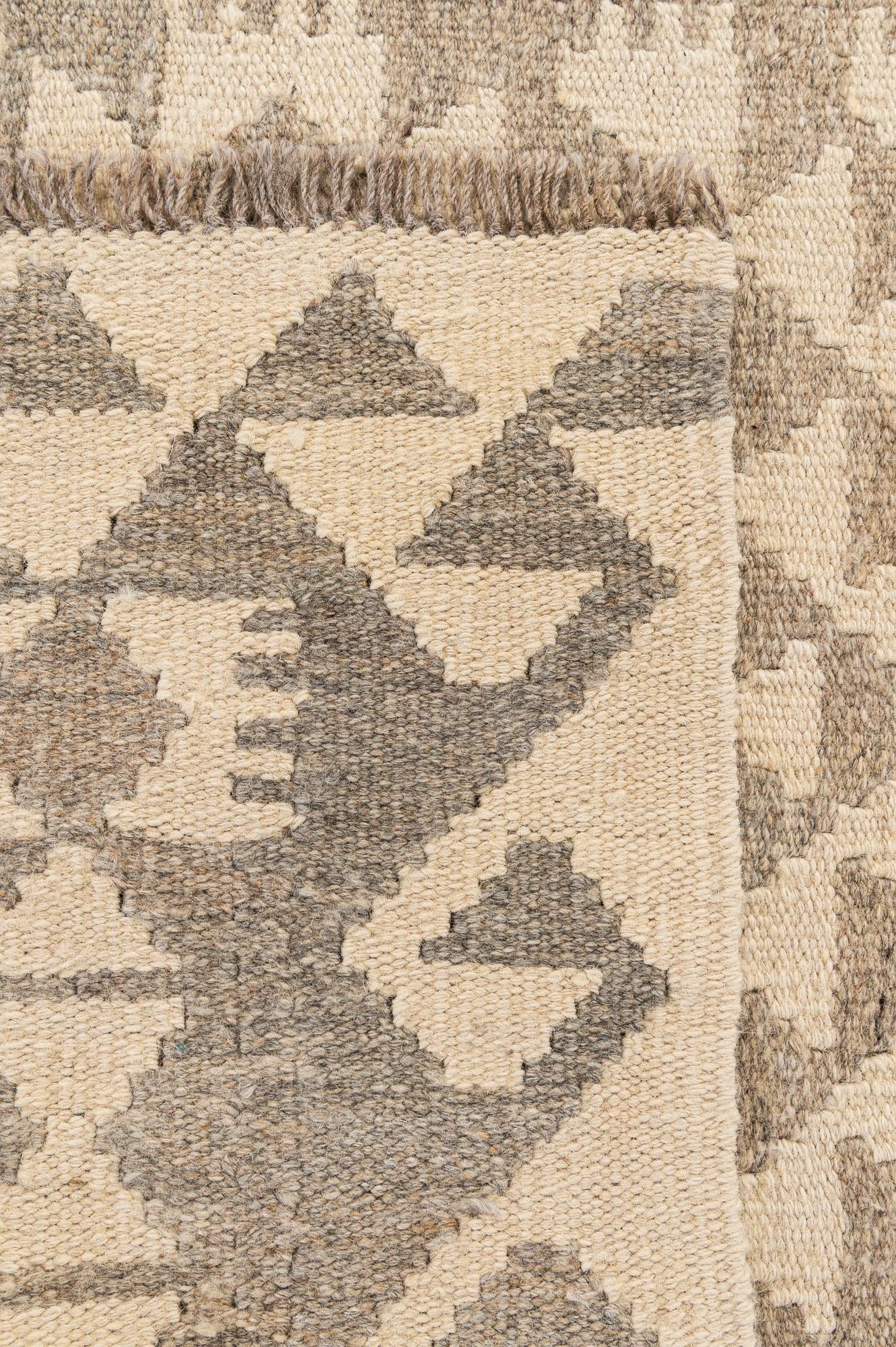 3' 4 x 5' Hand Woven Kilim Maymana Wool Rug