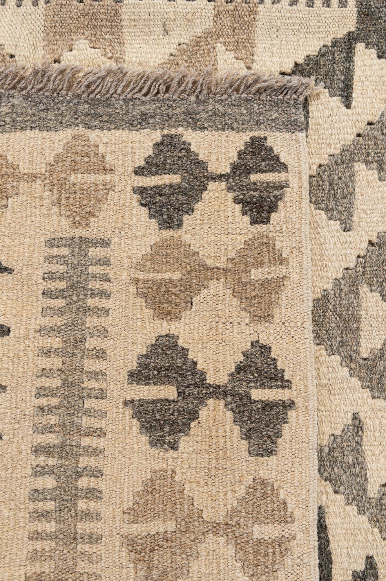 3' 5 x 5' 4 Hand Woven Kilim Maymana Wool Rug