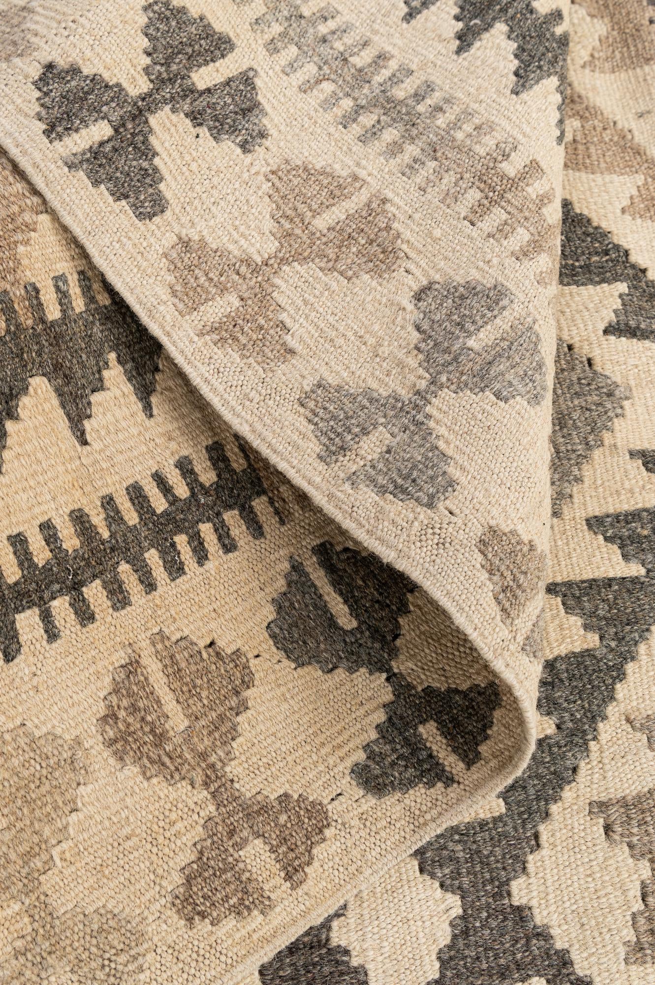 3' 5 x 5' 4 Hand Woven Kilim Maymana Wool Rug