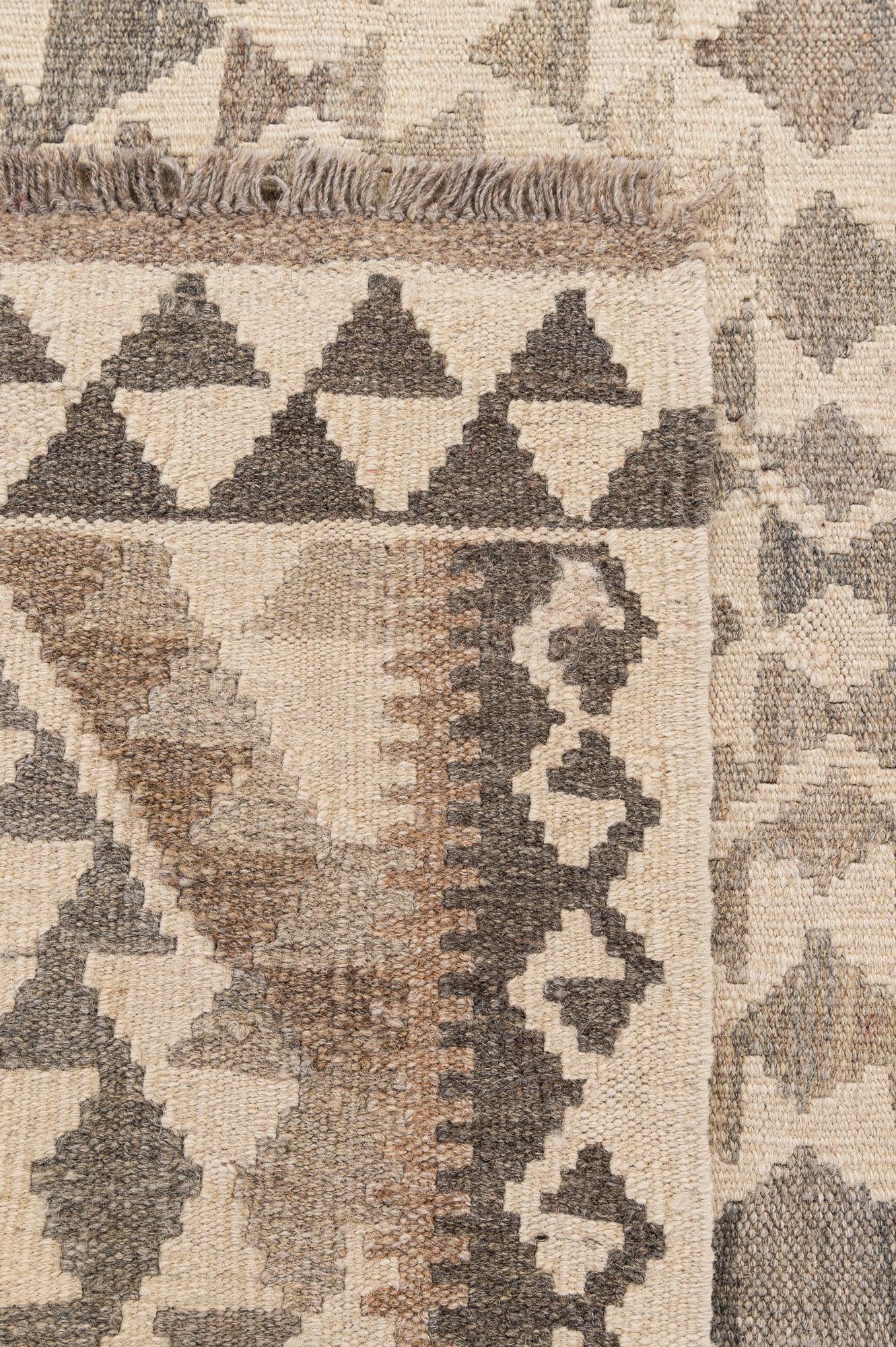 3' 9 x 5' 4 Hand Woven Kilim Maymana Wool Rug