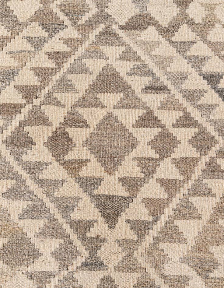 Detail image of 3' 9 x 5' 4  Hand Woven Kilim Maymana Wool Rug