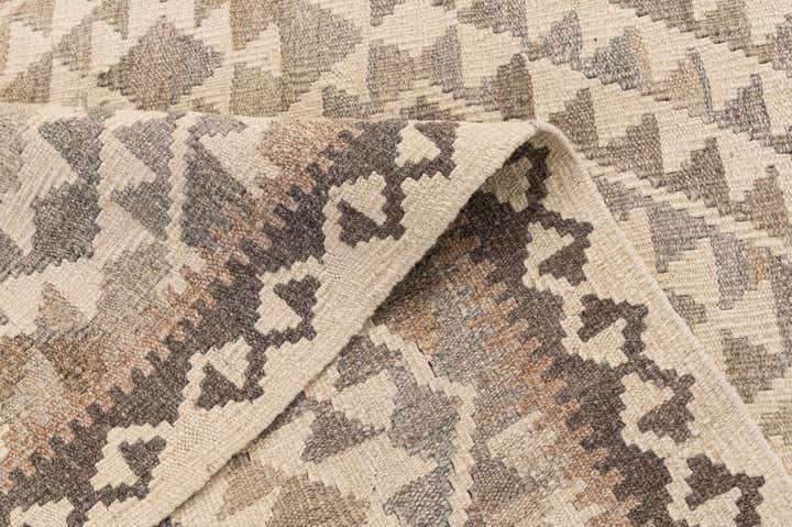 3' 9 x 5' 4 Hand Woven Kilim Maymana Wool Rug