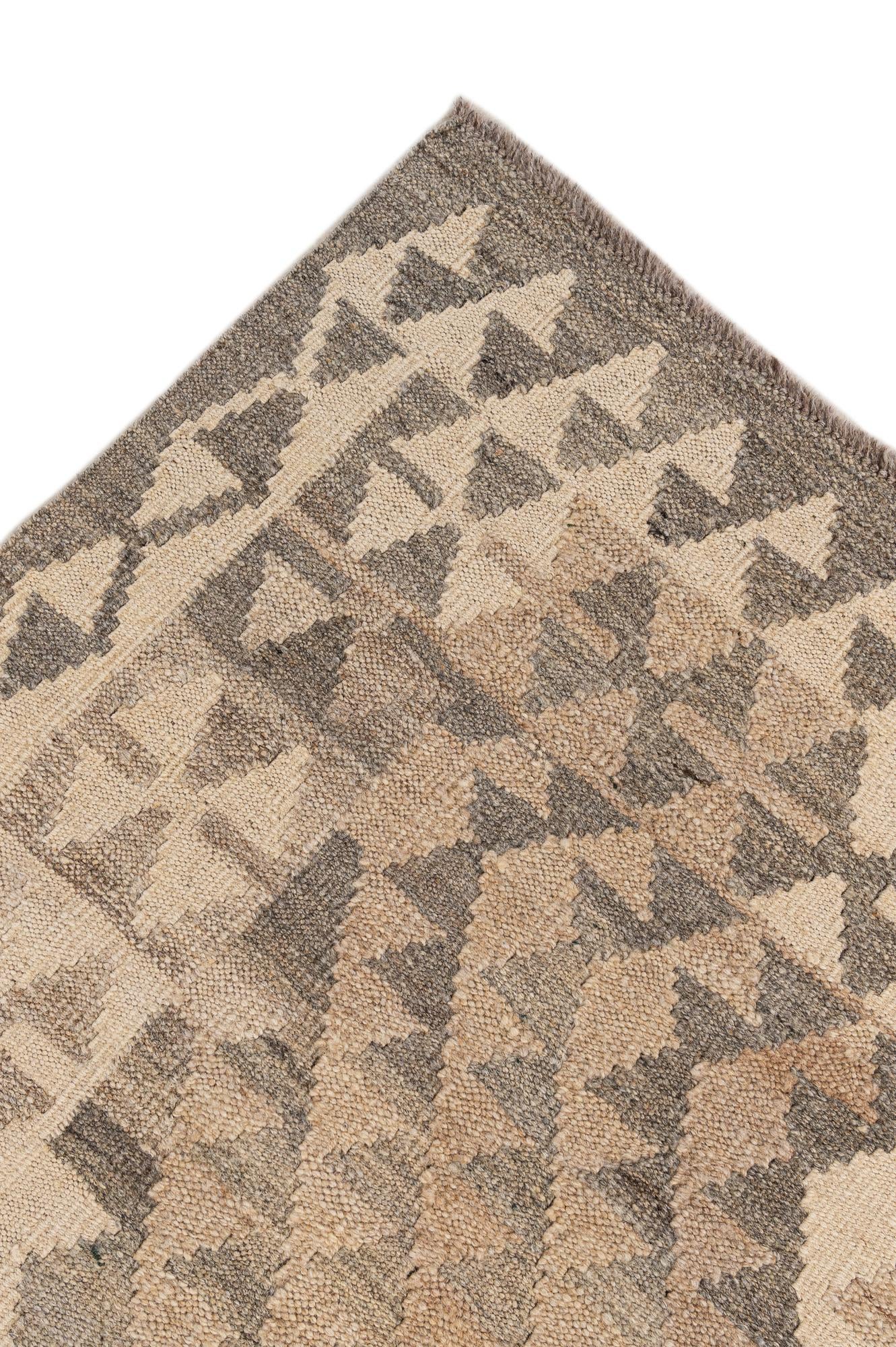 4' x 5' 8 Hand Woven Kilim Maymana Wool Rug