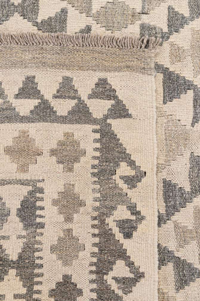 3' 11 x 5' 5 Hand Woven Kilim Maymana Wool Rug