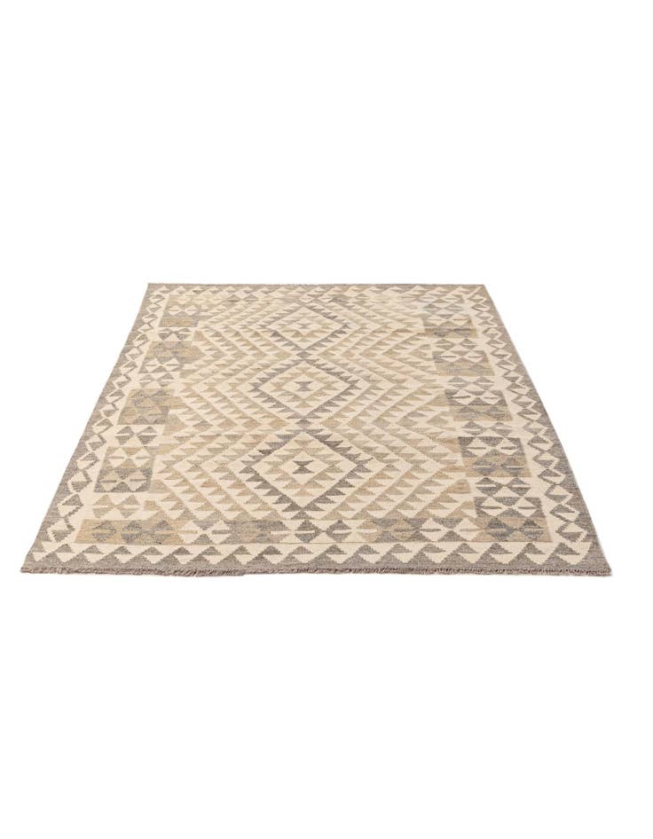 Detail image of 4' x 5' 11 Hand Woven Kilim Maymana Wool Rug