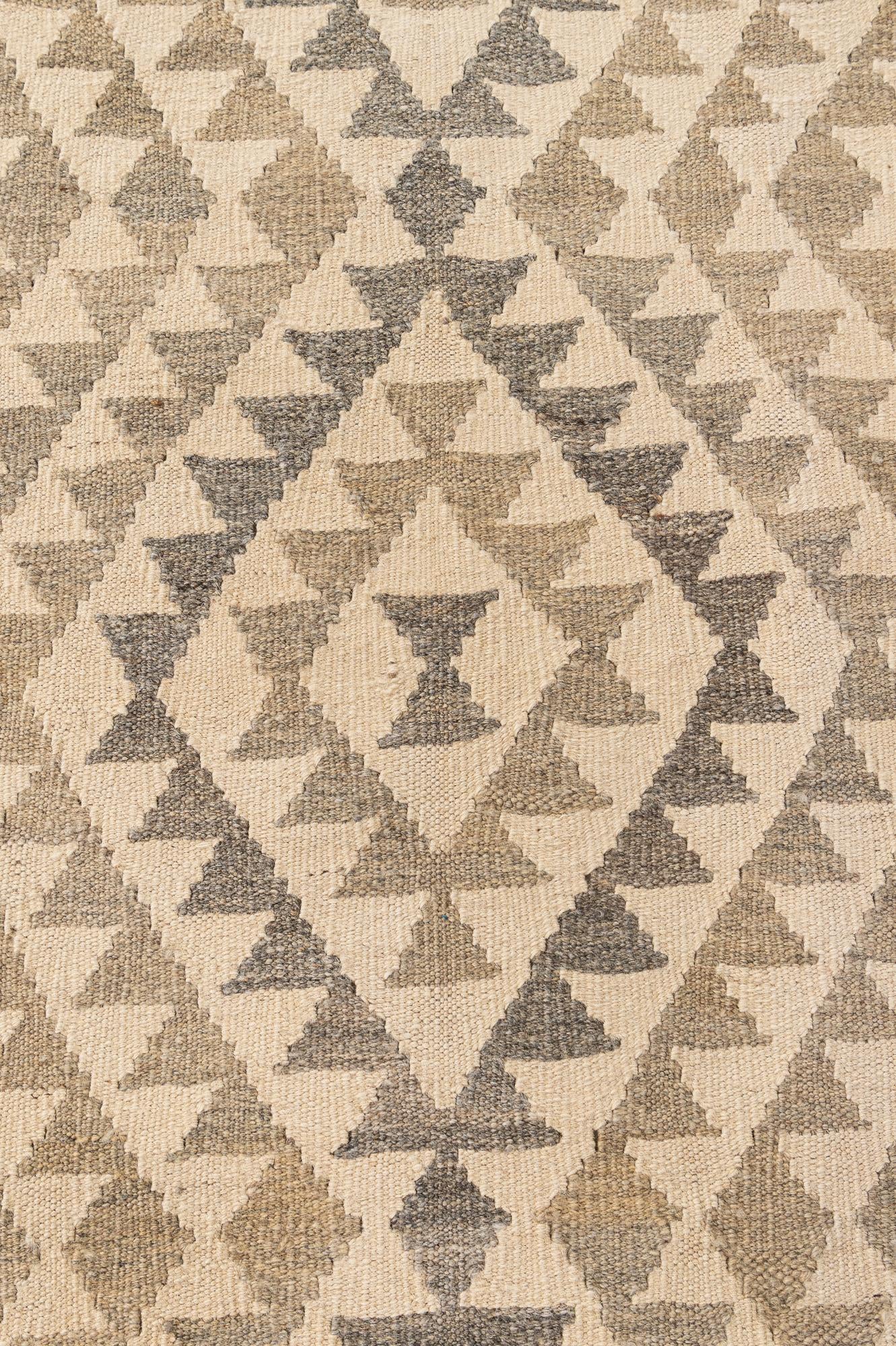 4' x 5' 11 Hand Woven Kilim Maymana Wool Rug