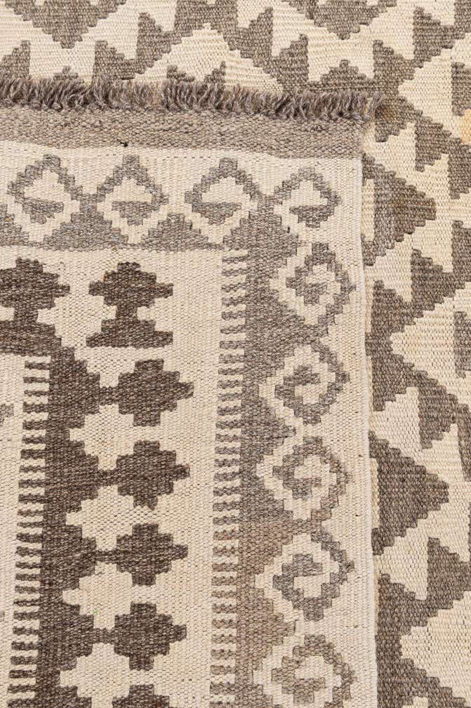 4' 1 x 5' 10 Hand Woven Kilim Maymana Wool Rug