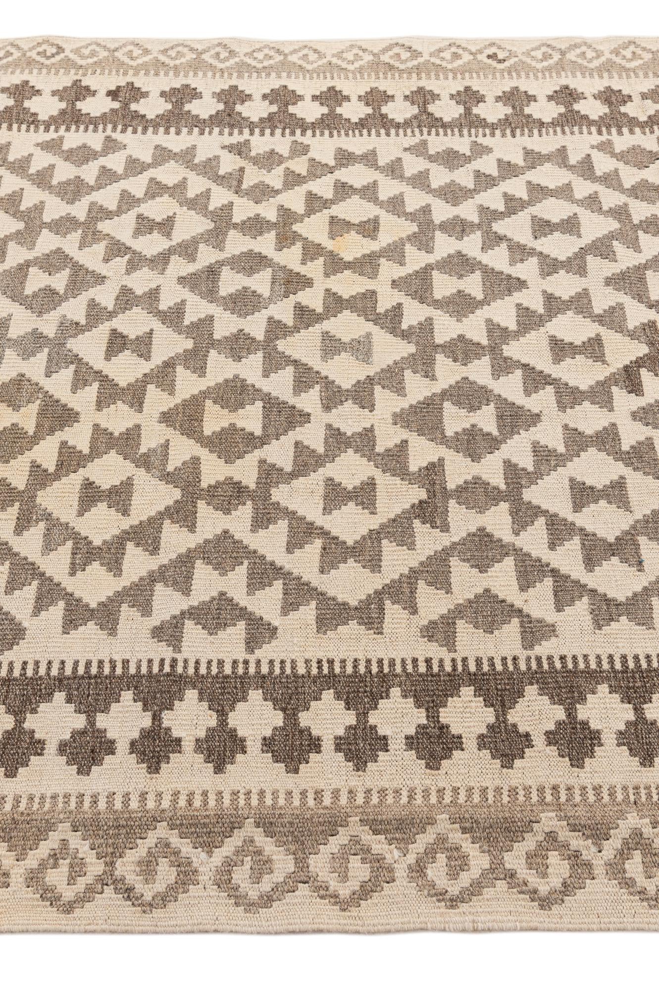 4' 1 x 5' 10 Hand Woven Kilim Maymana Wool Rug