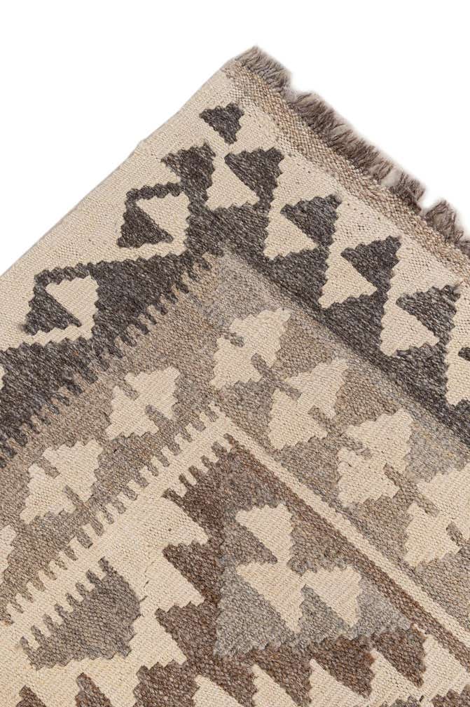 4' 1 x 5' 11 Hand Woven Kilim Maymana Wool Rug