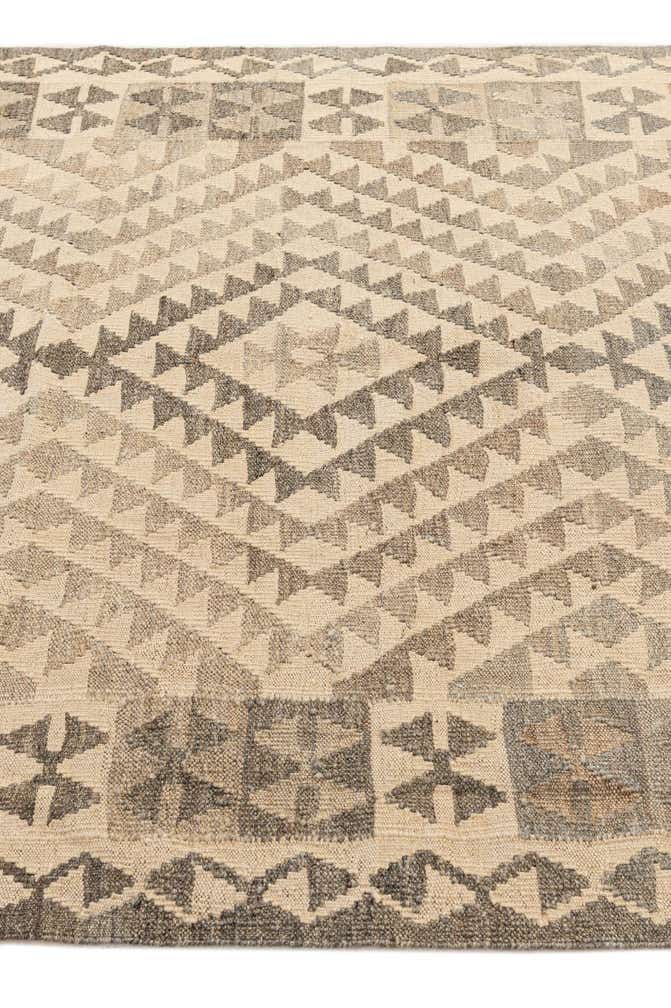 4' 1 x 5' 10 Hand Woven Kilim Maymana Wool Rug