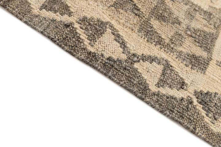 4' 1 x 5' 10 Hand Woven Kilim Maymana Wool Rug