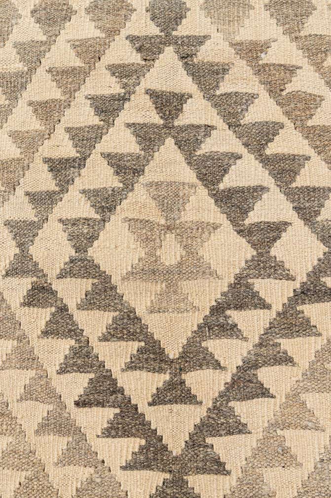 4' 1 x 5' 10 Hand Woven Kilim Maymana Wool Rug