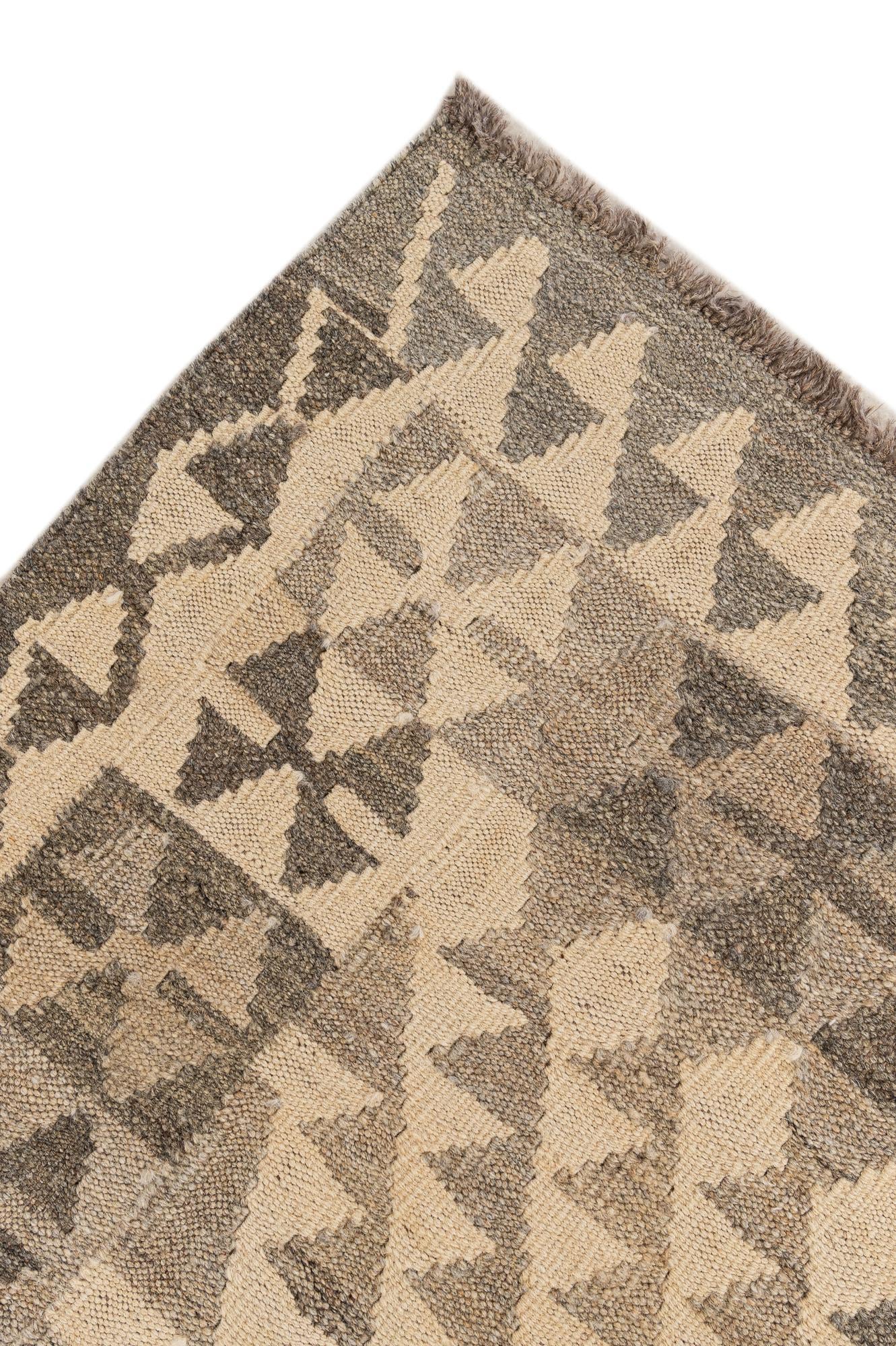 4' 1 x 5' 10 Hand Woven Kilim Maymana Wool Rug