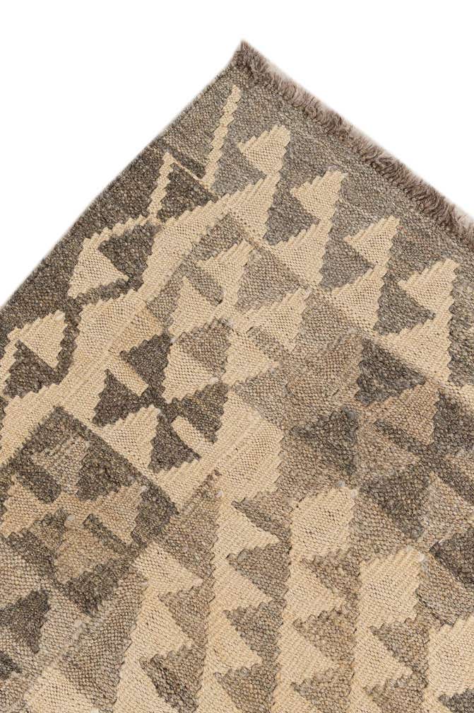 4' 1 x 5' 10 Hand Woven Kilim Maymana Wool Rug